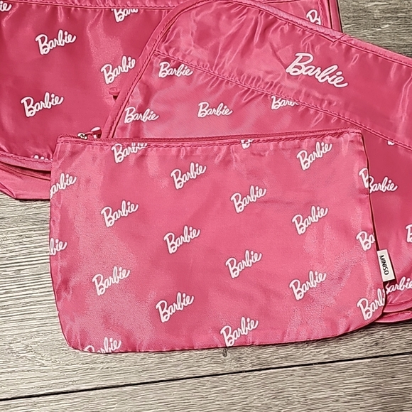 Barbie x Miniso The Barbie Collection Clothes Storage Bags (3pcs)Collection - Picture 10 of 16